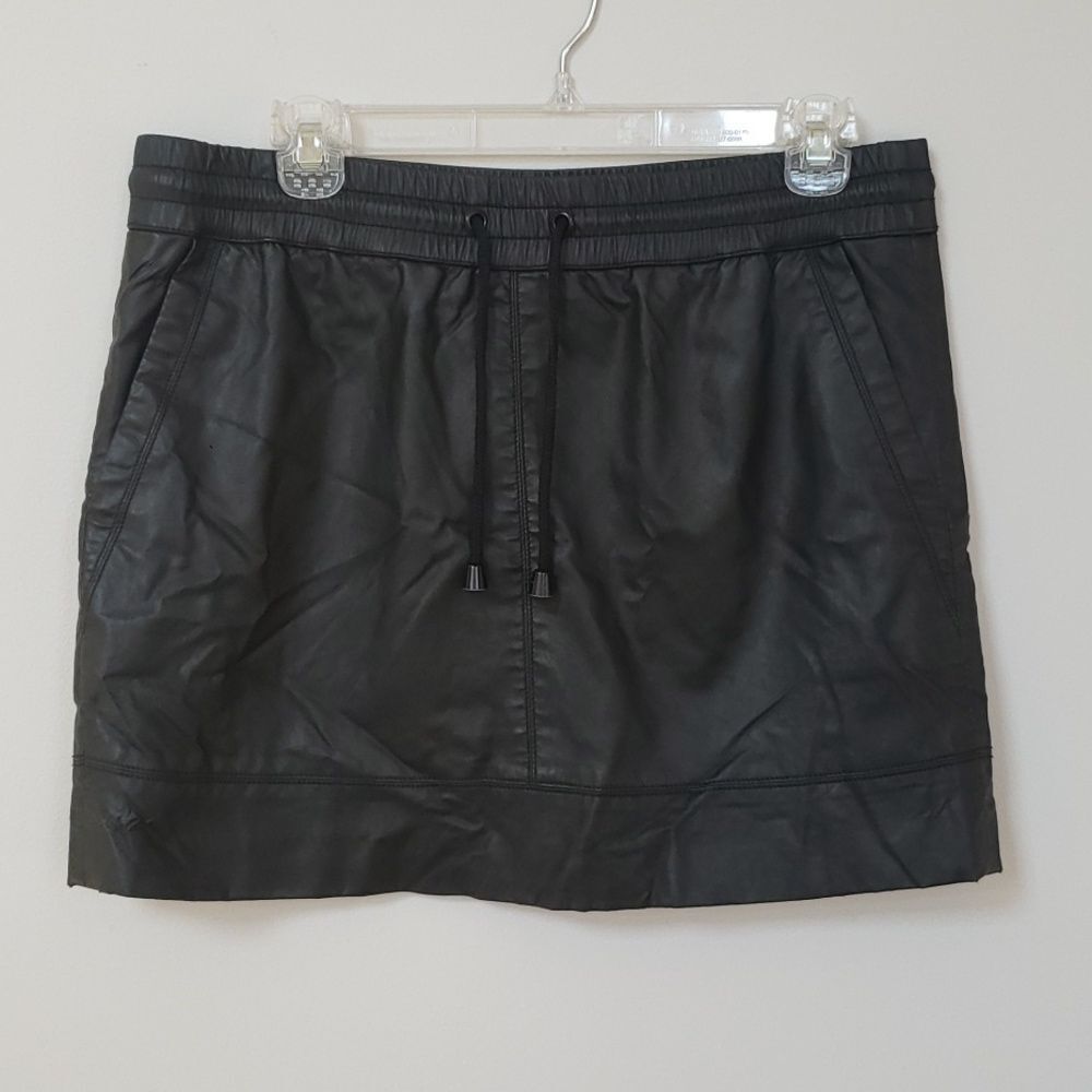 Nordstrom Trouve Skirt Sz Medium Black Faux Leather Pleather Mini Moto Punk